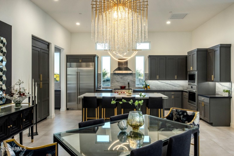 Open Flow for Entertaining