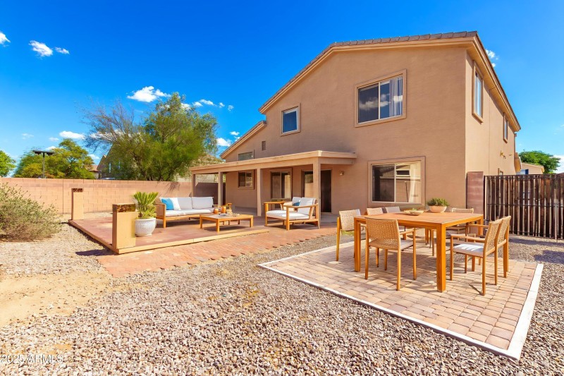 12368 W Meadowbrook backyard