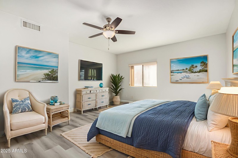 12368 W Meadowbrook - Bedroom plus