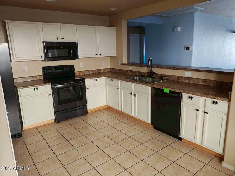 LINE_ALBUM_44944 Winter 114_251105_51