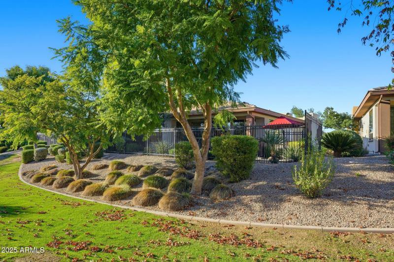 Encanterra Community