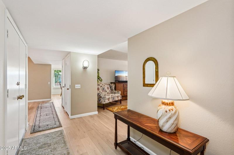 11-web-or-mls-125th Ave-S1211-011