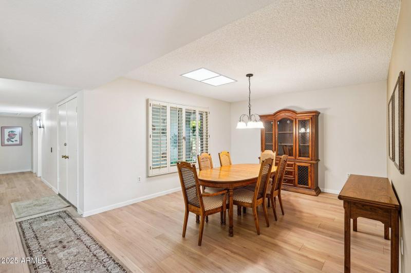 19-web-or-mls-125th Ave-S1211-019