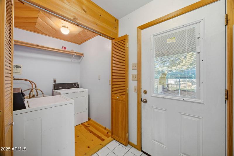 3157TontoDr-HeberOvergaard-AZ-15