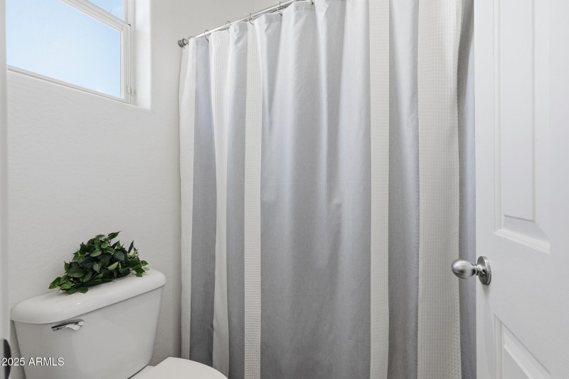 46-web-or-mls-046_ListerPros