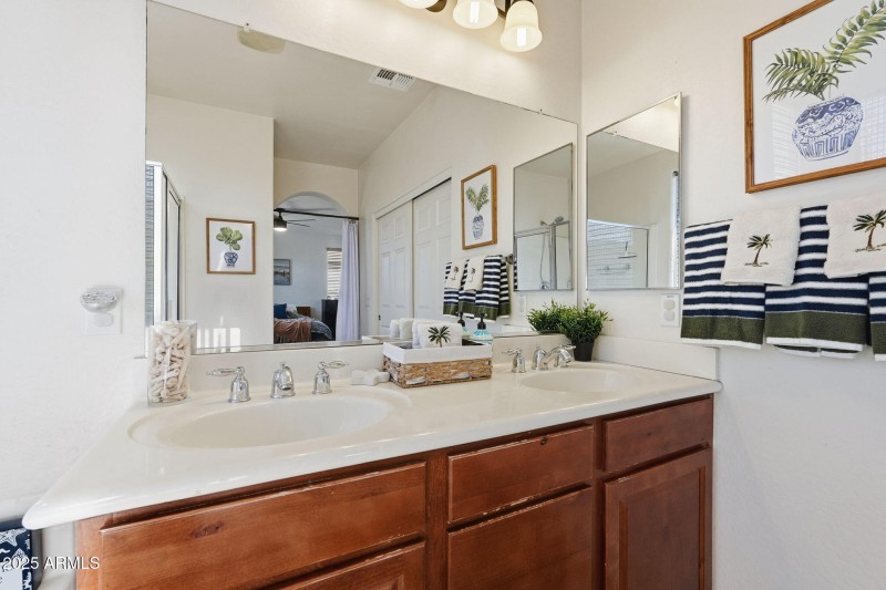 49-web-or-mls-049_ListerPros