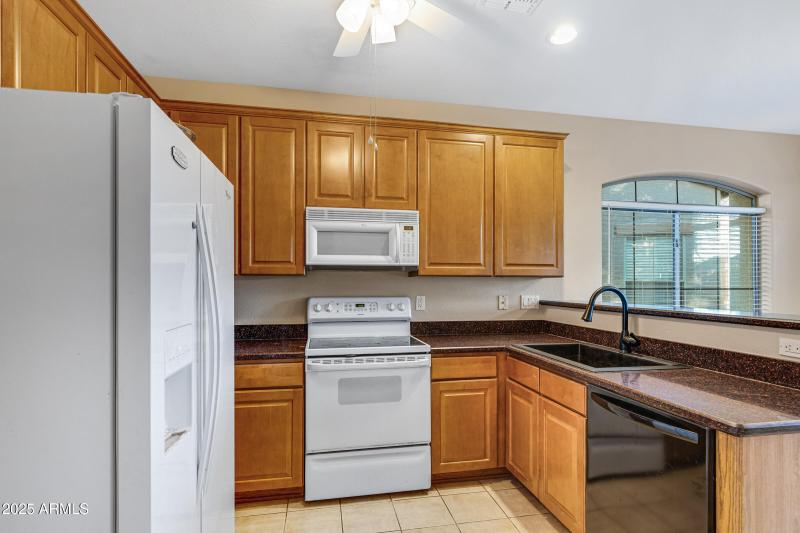 2600 E Springfield Pl #104-13