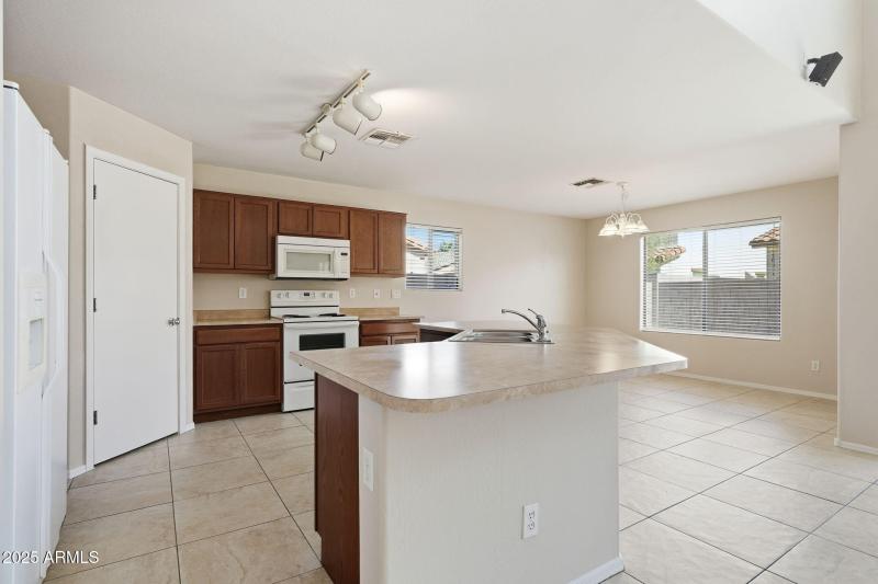 12-web-or-mls-013_ListerPros