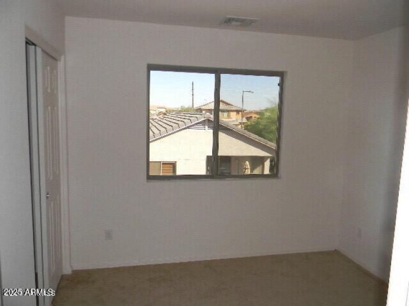 c931b8cf3bdfb315d1d0dcc952441292