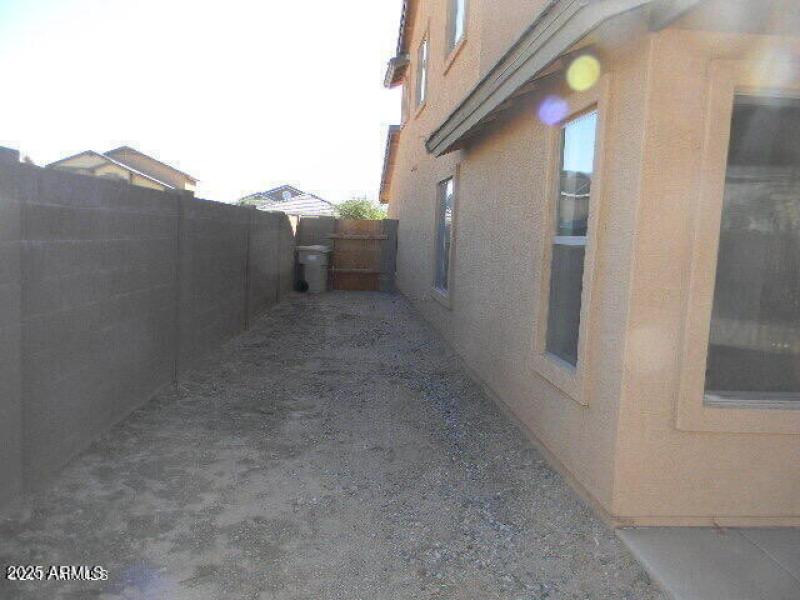 08dce095453136bf12fad30e41d74fe5