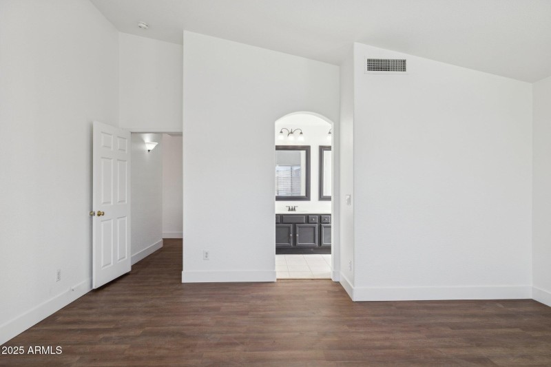 22-web-or-mls-1156-n-san-benito-dr