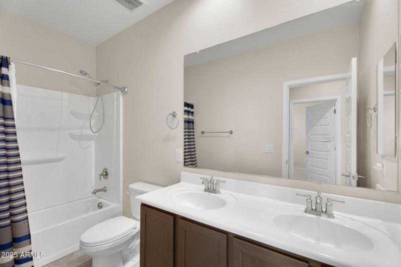 42-web-or-mls-345 W Satinka Dr-43