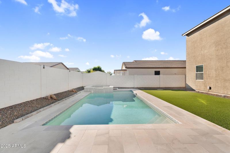 50-web-or-mls-345 W Satinka Dr-47