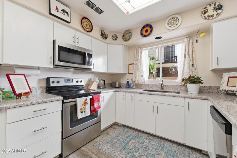 Lovely space to cook!