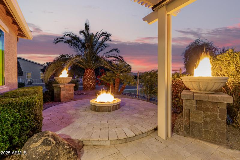 Outdoor Firepit Area