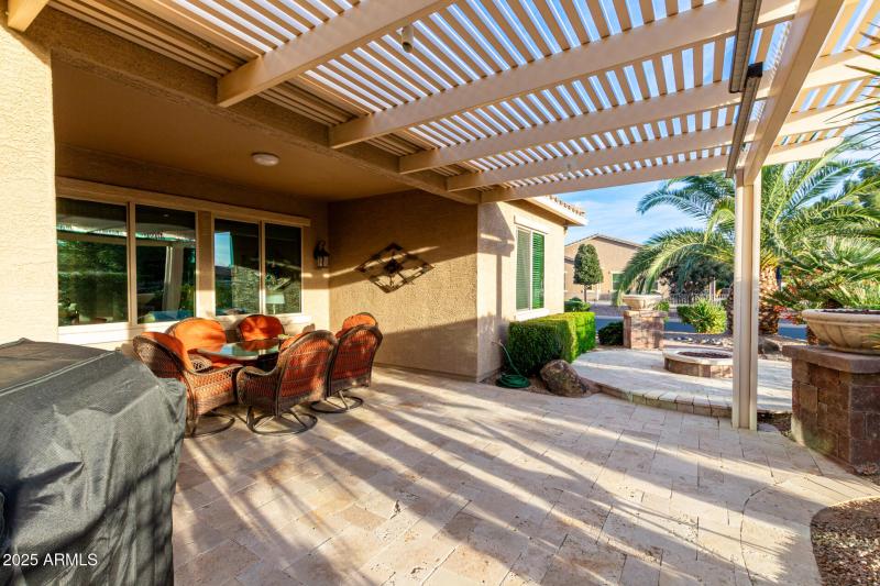 Outdoor Dining and Pergola