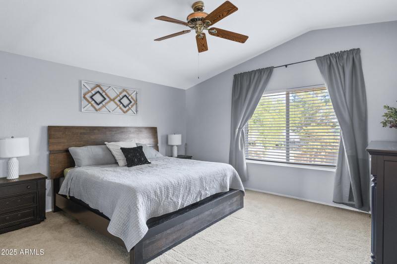 1645 N Saguaro St-31