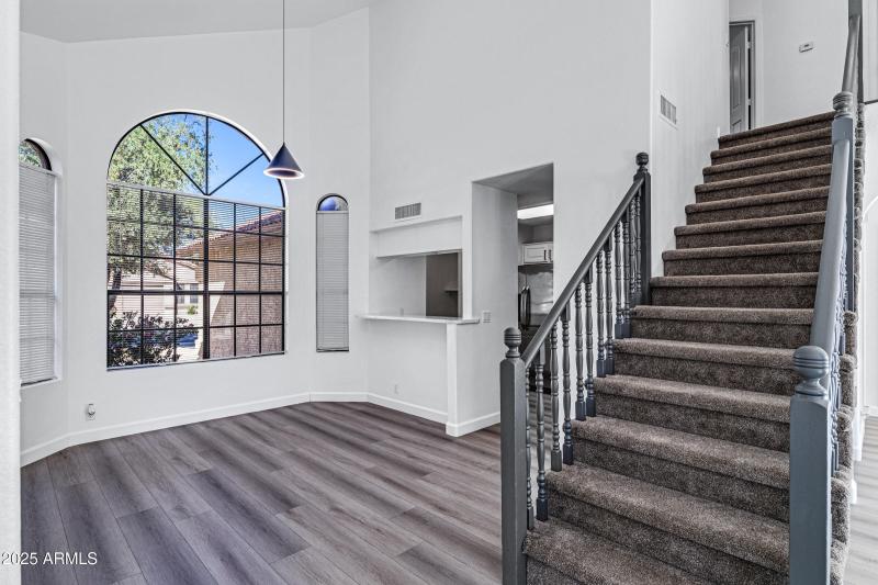 4423 E Amberwood Dr-10