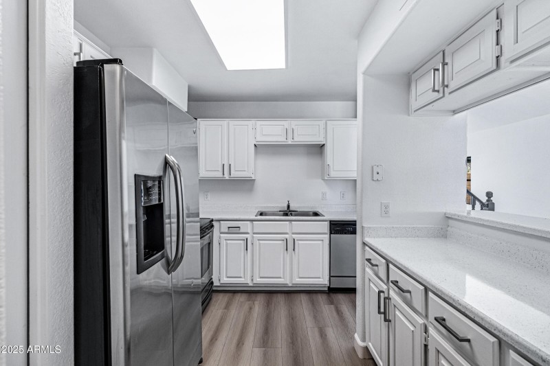 4423 E Amberwood Dr-15