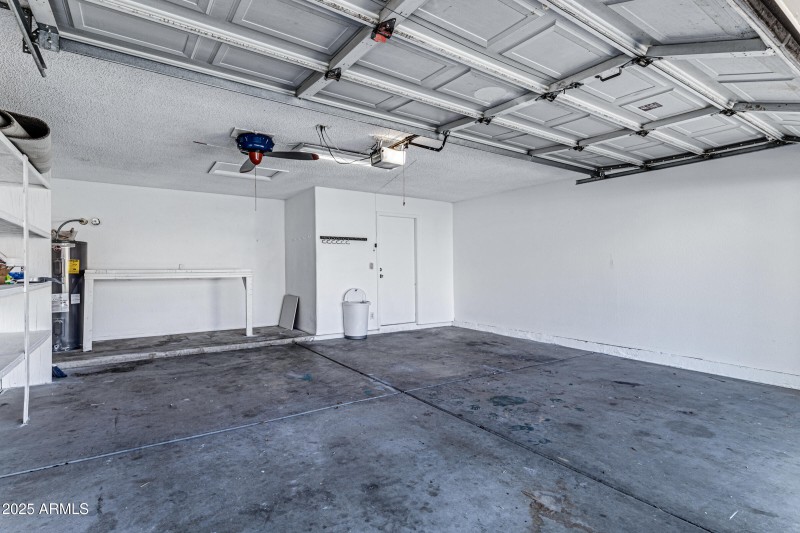 4423 E Amberwood Dr-30