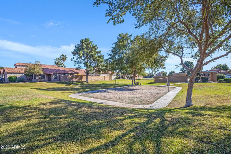 4423 E Amberwood Dr-34