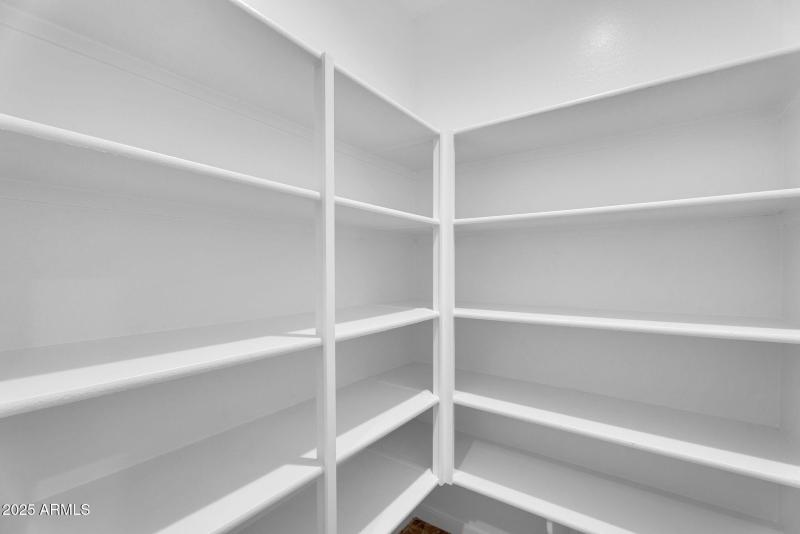 19-web-or-mls-345 W Satinka Dr-19