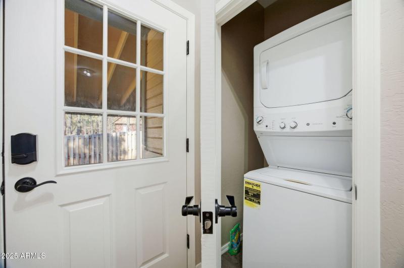 Inside washer / dryer