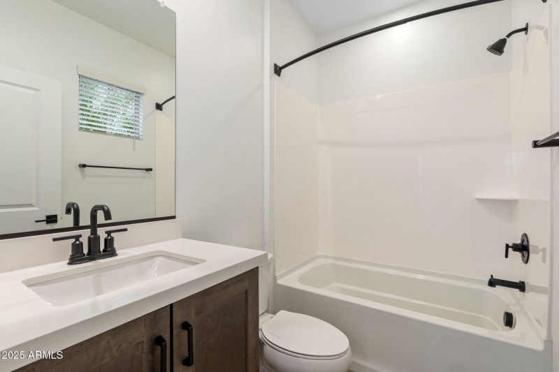 25-web-or-mls-DSC_6025