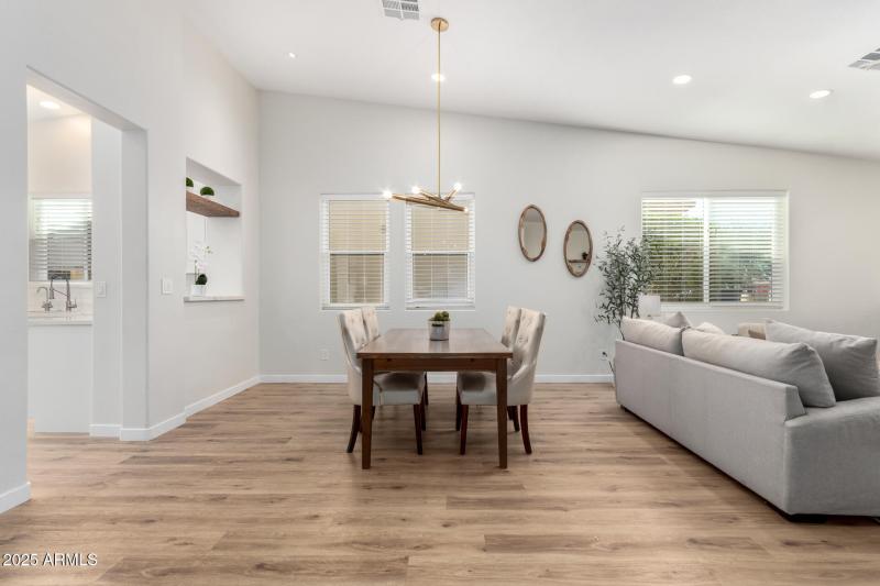 VAULTED DINING IN GREAT ROOM
