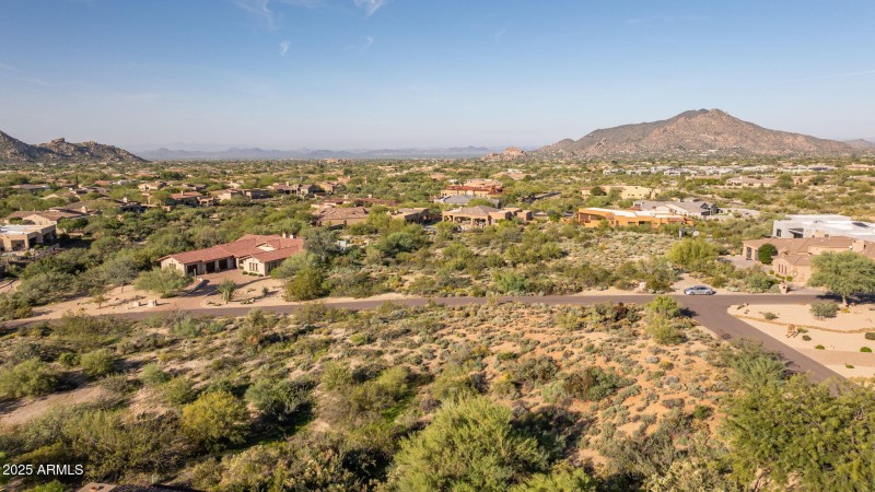 30-web-or-mls-DJI_20251111091029_0183_D