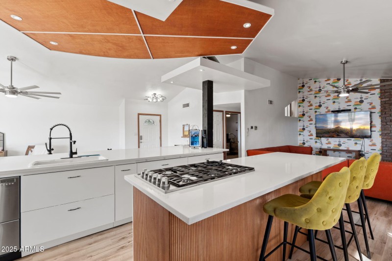 306 W Camino Vista, Phoenix 8502