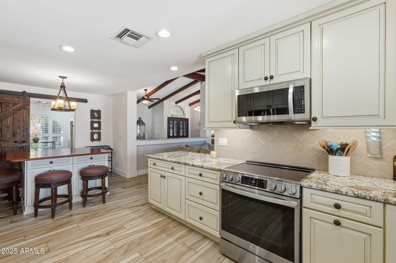 64-web-or-mls-024_ListerPros