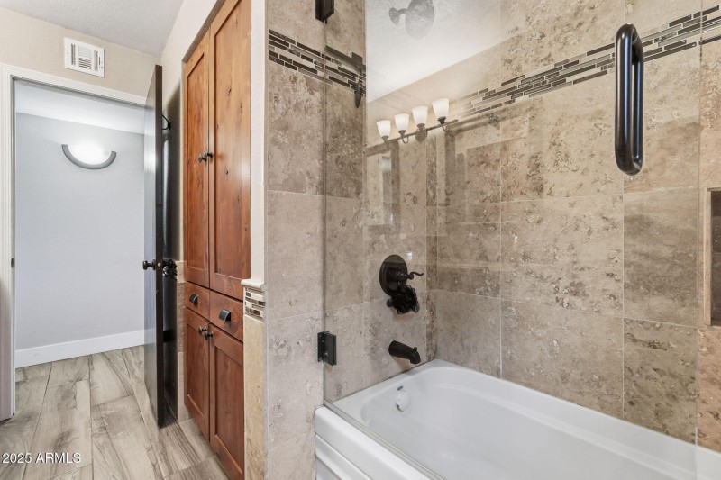 79-web-or-mls-042_ListerPros