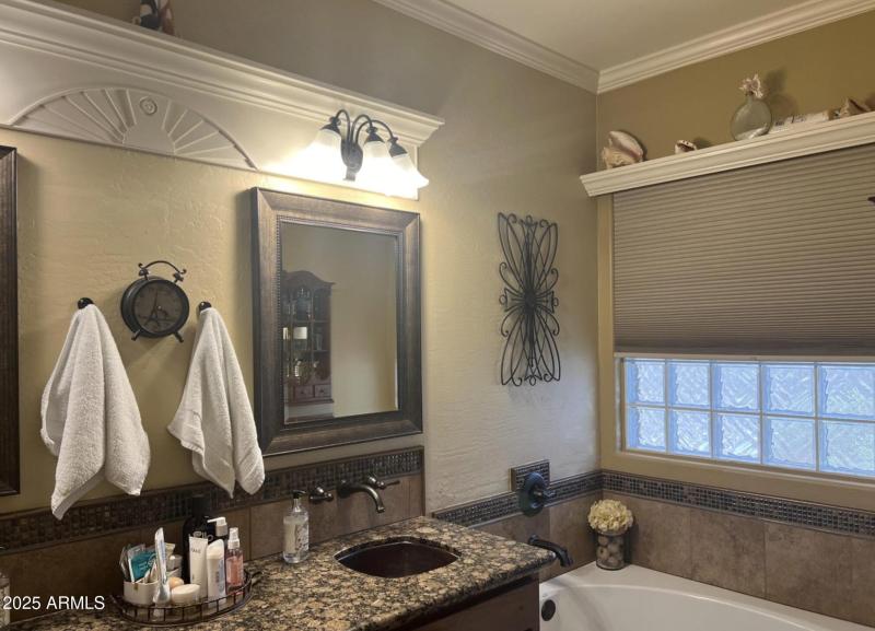 Screen Shot 2025-11-13 at 10.02.01 AM