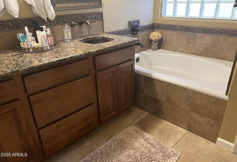 Screen Shot 2025-11-13 at 10.02.12 AM