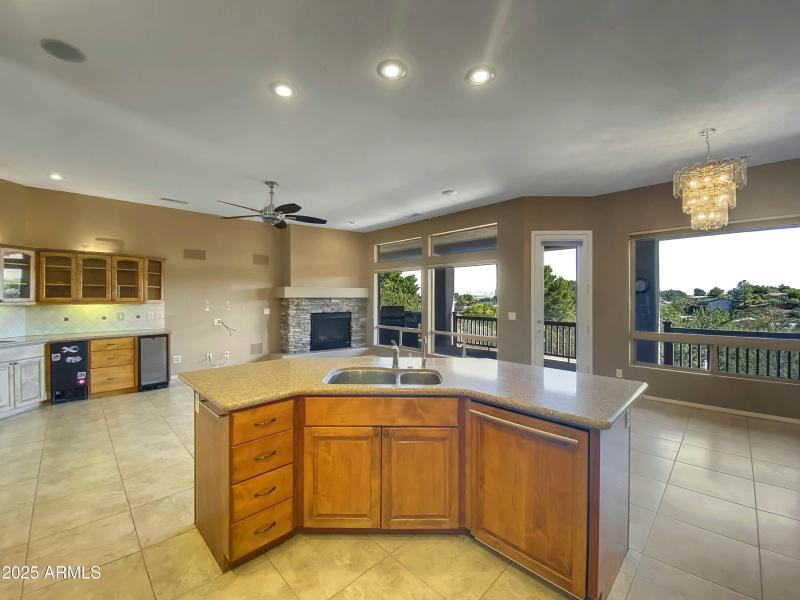 Chef's Kitchen w/ stunning views!