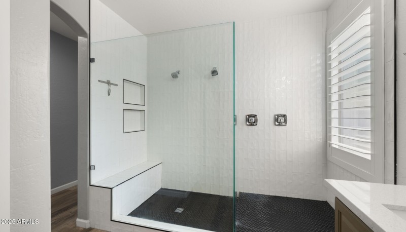 Large Walk In Shower