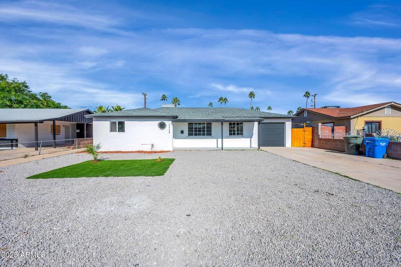 3328 E Willetta St-1