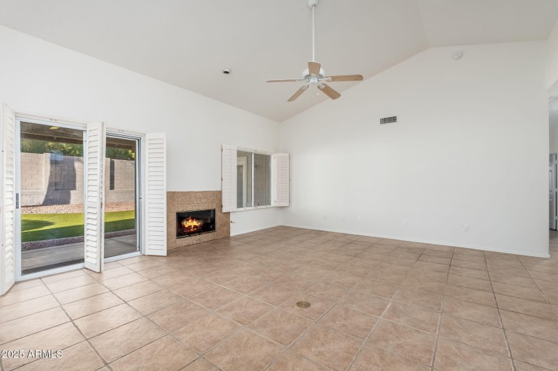 4154 E Rockledge Rd - 09