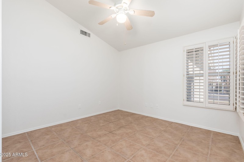 4154 E Rockledge Rd - 29