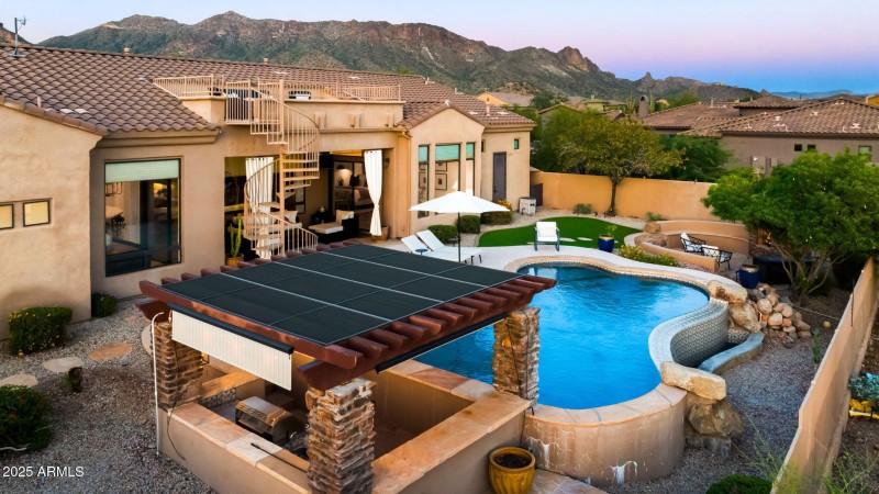 010__11409 E Minton St