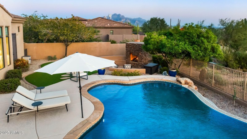 011__11409 E Minton St