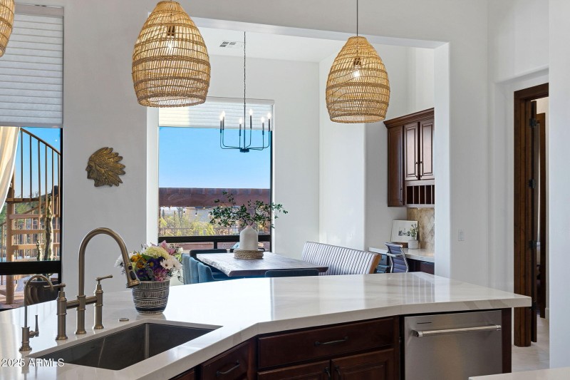 030__11409 E Minton St