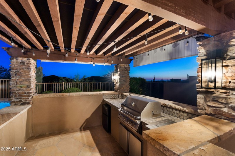 061__11409 E Minton St