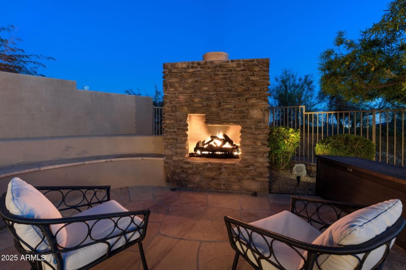 064__11409 E Minton St