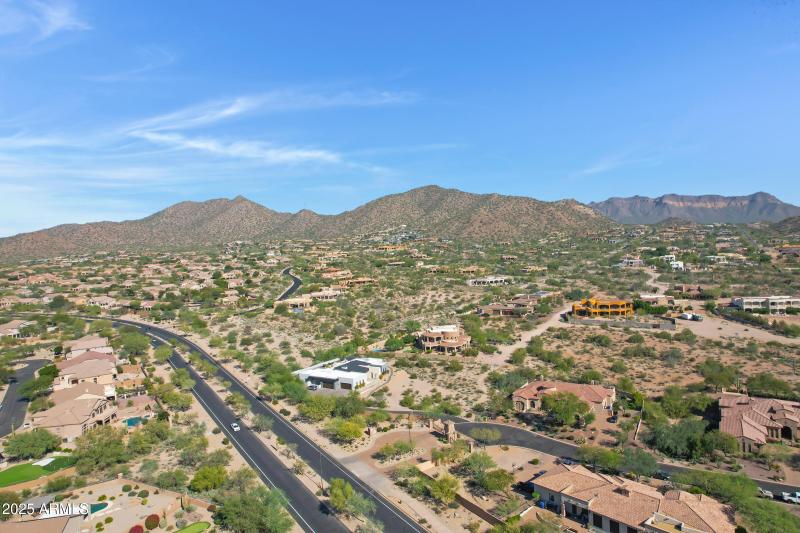 3545 N Ladera Cir-13