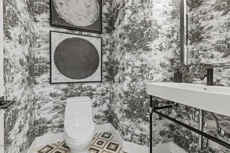 Powder room