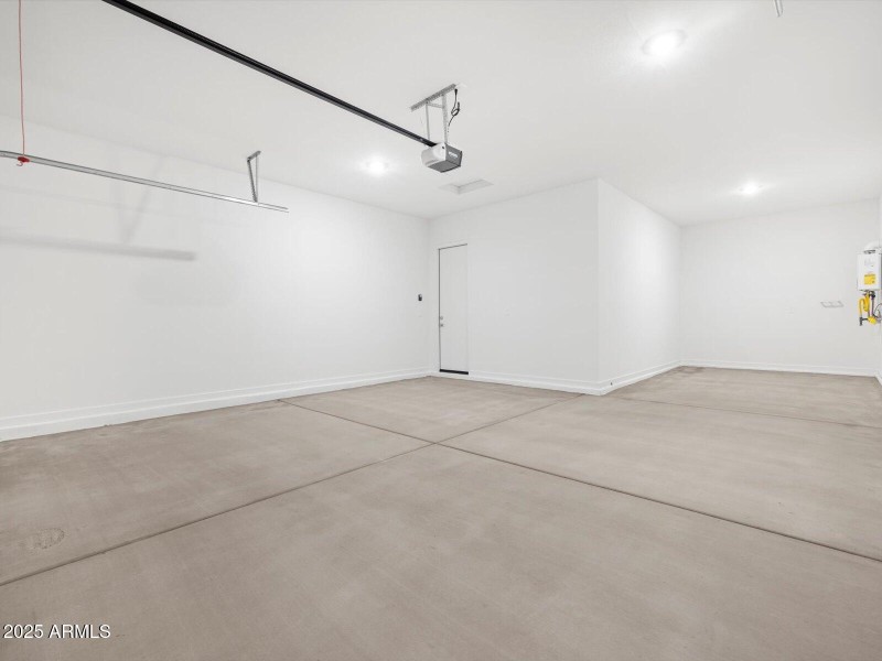 Tandem Garage with Opener