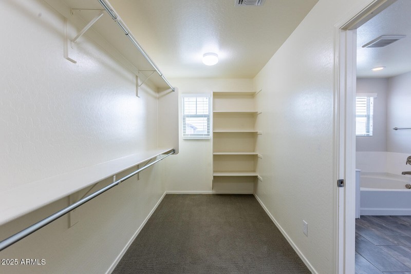 3312 E Russell St-27