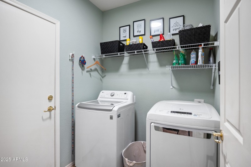 42113 W Miller Ln-26